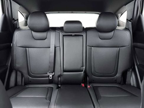 New 2026 Hyundai Tucson XRT image 16