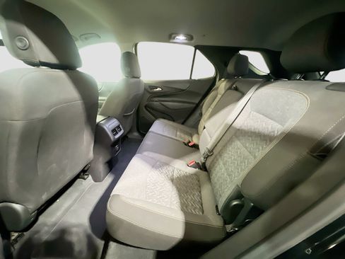 Used 2024 Chevrolet Equinox LT AWD/4WD image 16