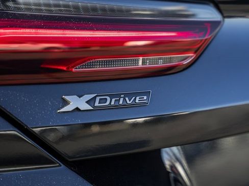 Used 2022 BMW M850i xDrive M850i xDrive image 8