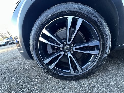 Used 2018 Volvo V90 T5 Cross Country w/ Convenience Package image 43
