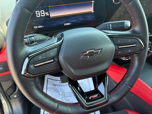Used 2024 Chevrolet Blazer EV RS RWD image 17