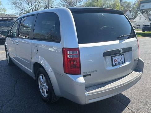 Used 2010 Dodge Grand Caravan SE FWD image 7