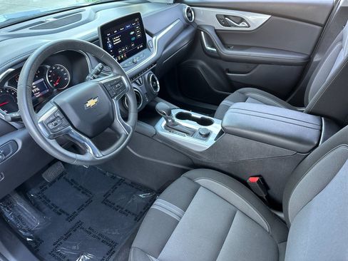 Used 2024 Chevrolet Blazer LT image 9