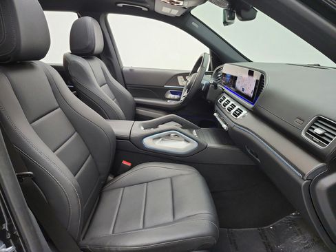Certified 2024 Mercedes-Benz GLS 450 4MATIC image 19
