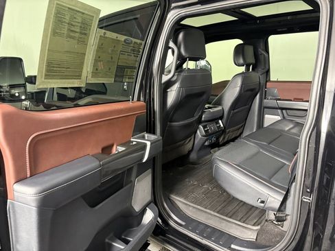Used 2022 Ford F150 Lariat w/ Equipment Group 502A High AWD/4WD image 27