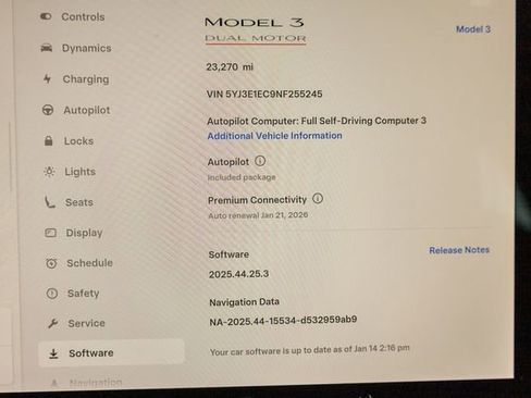 Used 2022 Tesla Model 3 Performance image 11