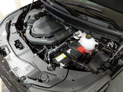 New 2026 Chevrolet Traverse RS w/ LPO, Floor Liner Package image 38