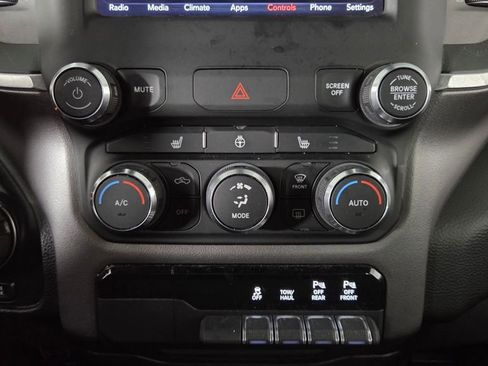 Used 2021 RAM 1500 Big Horn image 24