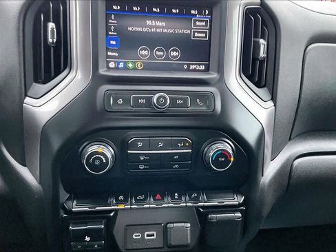 Used 2021 Chevrolet Silverado 1500 Custom image 34