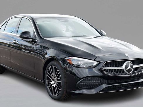 Used 2026 Mercedes-Benz C 300 4MATIC Sedan image 3