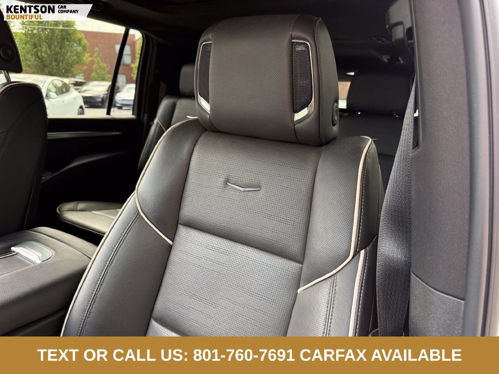 Used 2025 Cadillac Escalade ESV Sport w/ LPO, ONYX Package AWD/4WD image 29