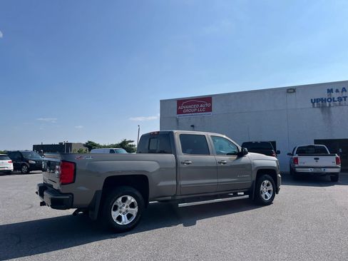 Used 2017 Chevrolet Silverado 1500 LT w/ All Star Edition AWD/4WD image 4