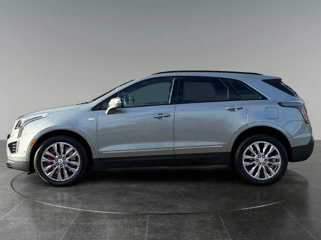 Used 2023 Cadillac XT5 Sportv w/ Technology Package AWD/4WD image 6