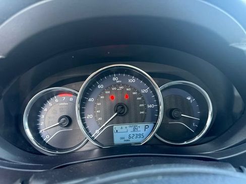 Used 2016 Toyota Corolla LE FWD image 15