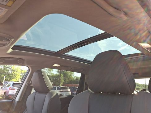 Certified 2025 Subaru Ascent Onyx Edition w/ Popular Package #2 AWD/4WD image 15