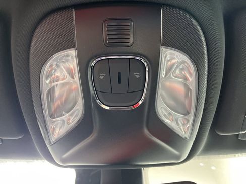 New 2026 Jeep Compass Latitude image 20