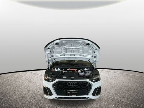 Used 2023 Audi Q5 e Premium w/ Convenience Package AWD/4WD image 14