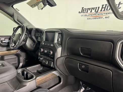 Used 2021 Chevrolet Silverado 1500 LT Trail Boss w/ Convenience Package II AWD/4WD image 41