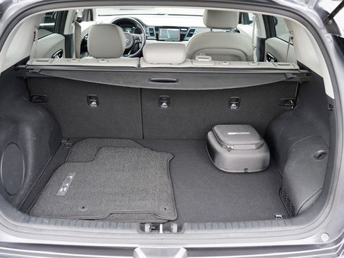 Used 2019 Kia Niro EX Premium w/ Sunroof Package image 29