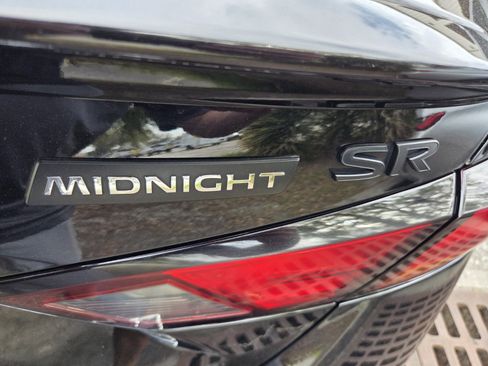 Used 2022 Nissan Altima 2.5 SR w/ Midnight Edition Package image 4