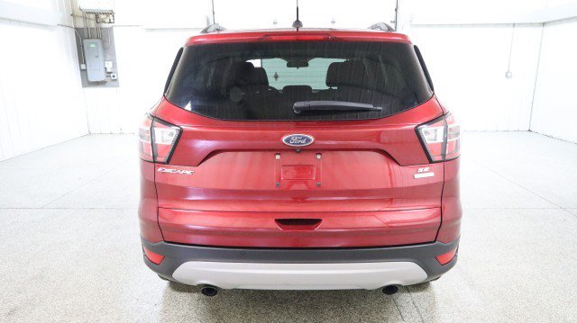 Used 2017 Ford Escape SE w/ Equipment Group 201A FWD image 8