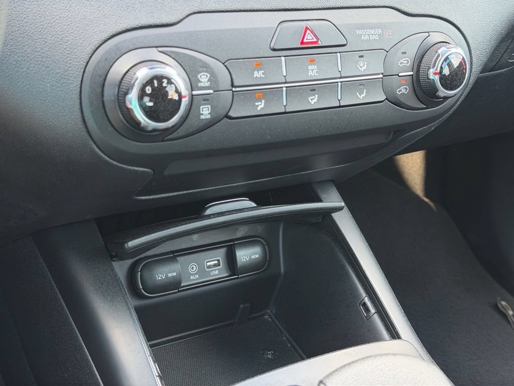 Used 2020 Kia Sorento FWD V6 image 25