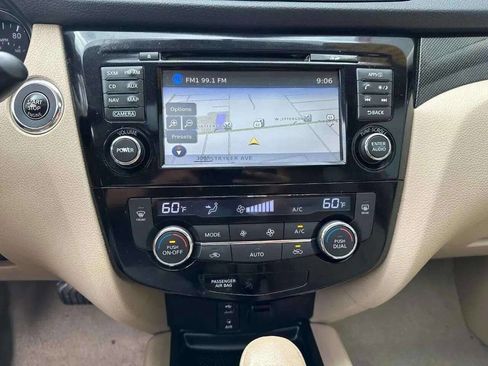 Used 2014 Nissan Rogue SL w/ SL Premium Package image 31