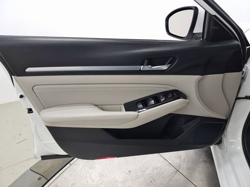 Used 2020 Nissan Altima 2.5 SL image 11