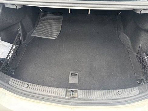 Used 2019 Mercedes-Benz C 300 4MATIC Sedan image 7
