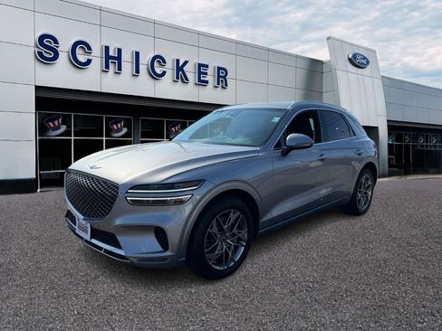 Used 2025 Genesis GV70 2.5T AWD/4WD image 4