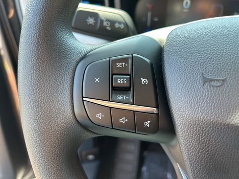 Used 2025 Ford Maverick XLT w/ Equipment Group 302A AWD/4WD image 22