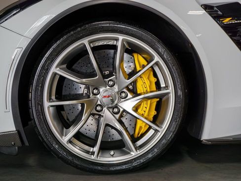 Used 2019 Chevrolet Corvette Z06 image 46