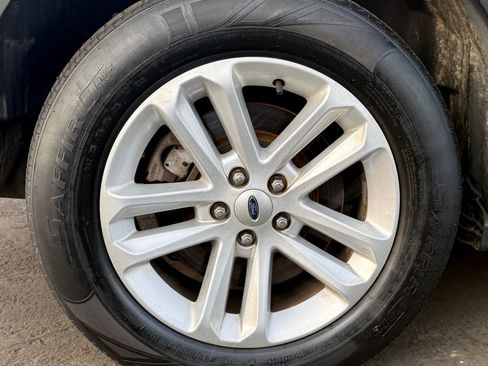 Used 2013 Ford Explorer XLT image 6