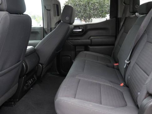 Used 2021 Chevrolet Silverado 1500 LT AWD/4WD image 17