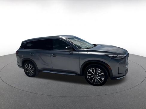 Used 2026 INFINITI QX60 Luxe FWD image 2