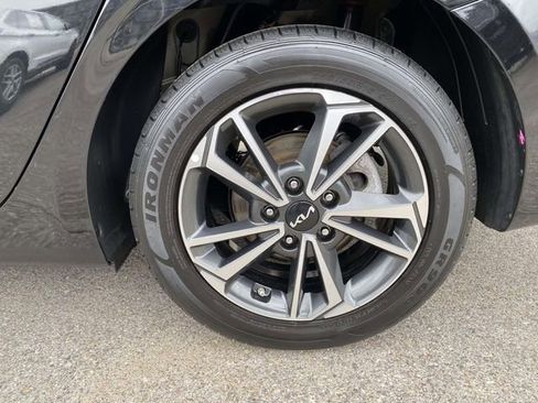 Used 2024 Kia Forte LXS image 7