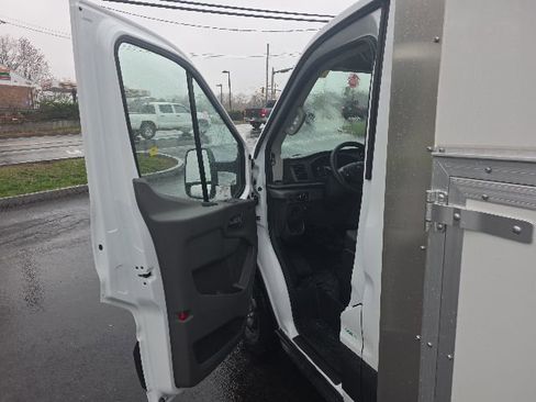 New 2026 Ford Transit 350 w/ Interior Upgrade Package RWD image 25