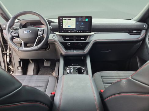Certified 2025 Ford Explorer ST-Line w/ Premium Package RWD image 28