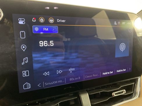 Used 2025 Chevrolet Equinox ACTIV w/ Safety and Technology Package image 15