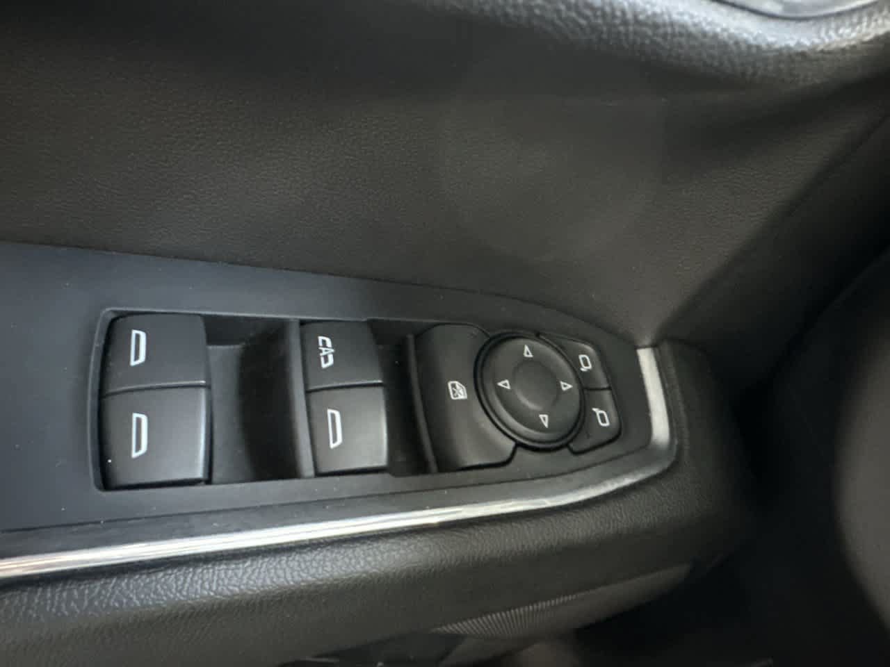 Used 2024 GMC Sierra 1500 Elevation AWD/4WD image 17