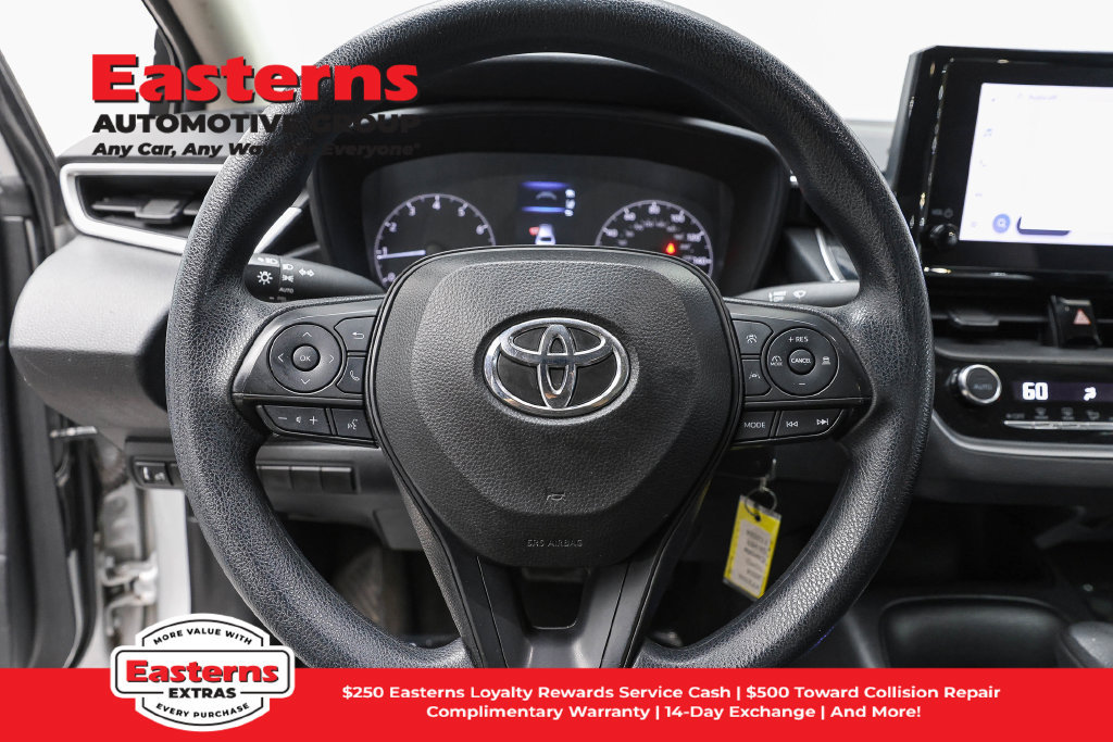 Used 2024 Toyota Corolla LE FWD image 11