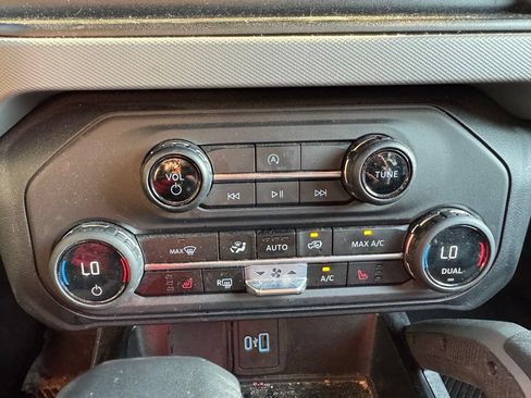 Used 2023 Ford Bronco Big Bend AWD/4WD image 19