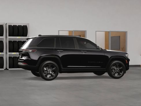 New 2025 Jeep Grand Cherokee Limited w/ Black Appearance Package image 6