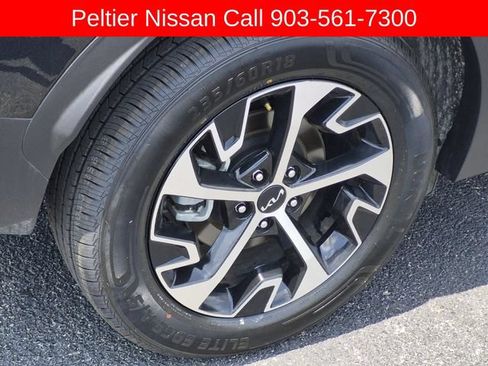Used 2025 Kia Sportage EX w/ Premium Package AWD/4WD image 7
