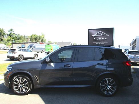 Used 2020 BMW X5 M50i w/ Premium Package image 12