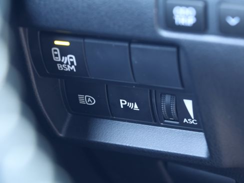 Used 2025 Lexus RC 350 F Sport w/ Navigation Package RWD image 16