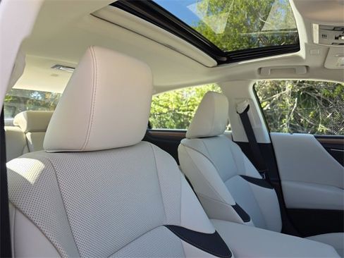 New 2025 Lexus ES 350 w/ Premium Package image 11