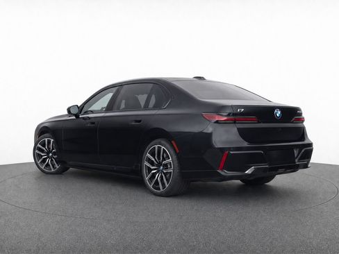 Used 2023 BMW i7 xDrive60 AWD/4WD image 5