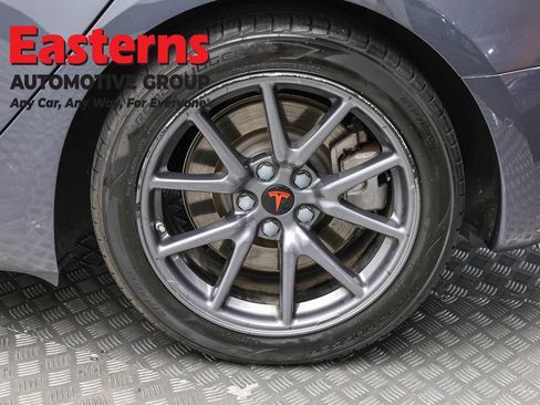 Used 2018 Tesla Model 3 Long Range RWD image 8