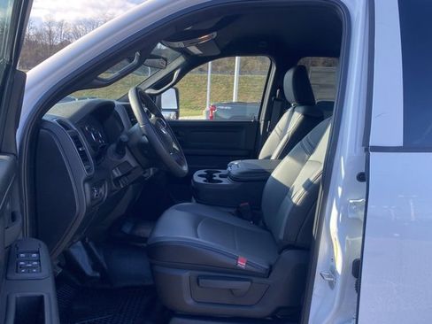 New 2026 RAM 2500 Tradesman w/ Chrome Appearance Group image 15